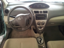 للبيع تويوتا Yaris 2010