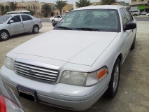 للبيع فورد Crown Victoria 2005