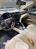 للبيع تويوتا camry 2018