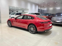 للبيع بورش Panamera 2017