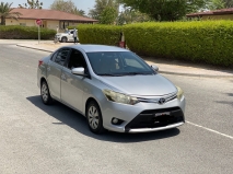 للبيع تويوتا Yaris 2015