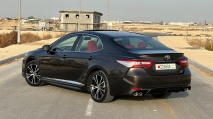 للبيع تويوتا camry 2018