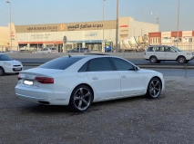 للبيع أودي A8 2015