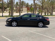 للبيع نيسان Altima 2013