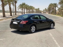 للبيع نيسان Altima 2013