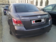 للبيع هوندا Accord 2008