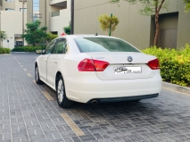 للبيع فولكس واجن Passat  2013