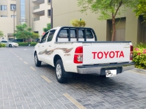 للبيع تويوتا Hilux 2011