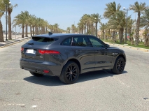 للبيع جاكور F-pace 2017