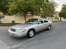 للبيع فورد Grand Marquis 2004