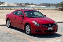 للبيع نيسان Altima 2012