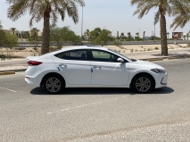 للبيع هونداي Elantra 2017