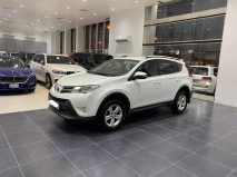 للبيع تويوتا RAV4 2013