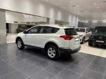 للبيع تويوتا RAV4 2013