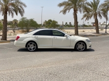 للبيع مرسيديس S class 2011