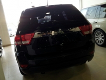 للبيع جيب Grand Cherokee 2011