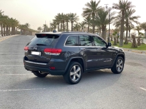 للبيع جيب Grand Cherokee 2016