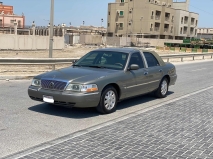 للبيع فورد Grand Marquis 2003