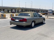 للبيع فورد Grand Marquis 2003