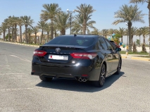 للبيع تويوتا camry 2018