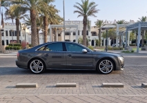 للبيع أودي S8 2015