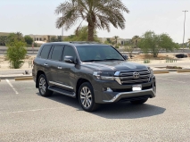 للبيع تويوتا Land Cruiser  2017