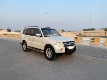 للبيع متسوبيشي Pajero 2008