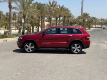 للبيع جيب Grand Cherokee 2015