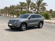 للبيع جيب Grand Cherokee 2011