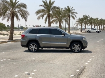 للبيع جيب Grand Cherokee 2011