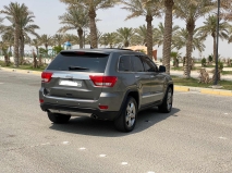 للبيع جيب Grand Cherokee 2011