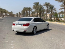 للبيع بي ام دبليو 7 Series 2011