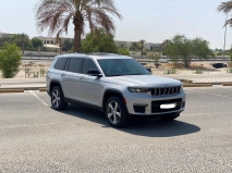 للبيع جيب Grand Cherokee 2021