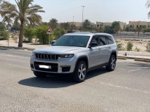 للبيع جيب Grand Cherokee 2021