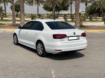 للبيع فولكس واجن Jetta 2016