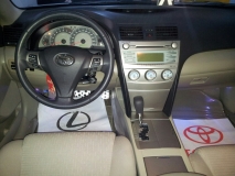 للبيع تويوتا camry 2011