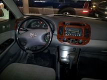 للبيع تويوتا camry 2006