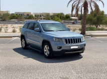 للبيع جيب Grand Cherokee 2013