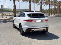 للبيع جاكور F-pace 2017