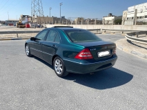 للبيع مرسيديس C class 2005