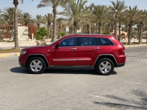 للبيع جيب Grand Cherokee 2011