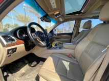 للبيع جيب Grand Cherokee 2011