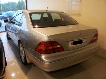 للبيع لكزس LS 2001