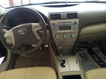 للبيع تويوتا camry 2011