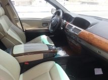 للبيع بي ام دبليو 520 2005