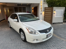 للبيع نيسان Altima 2012