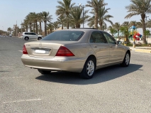 للبيع مرسيديس S class 2002