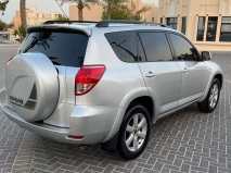 للبيع تويوتا RAV4 2007