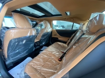 للبيع لكزس ES 2023