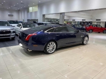 للبيع جاكور XJ 2015